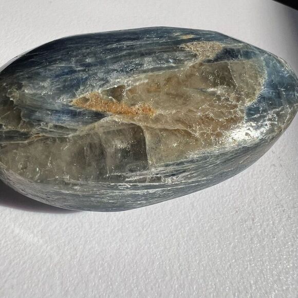 Blue Kyanite Crystal‎ Meditation Palmstone (#5) - Picture 5 of 10